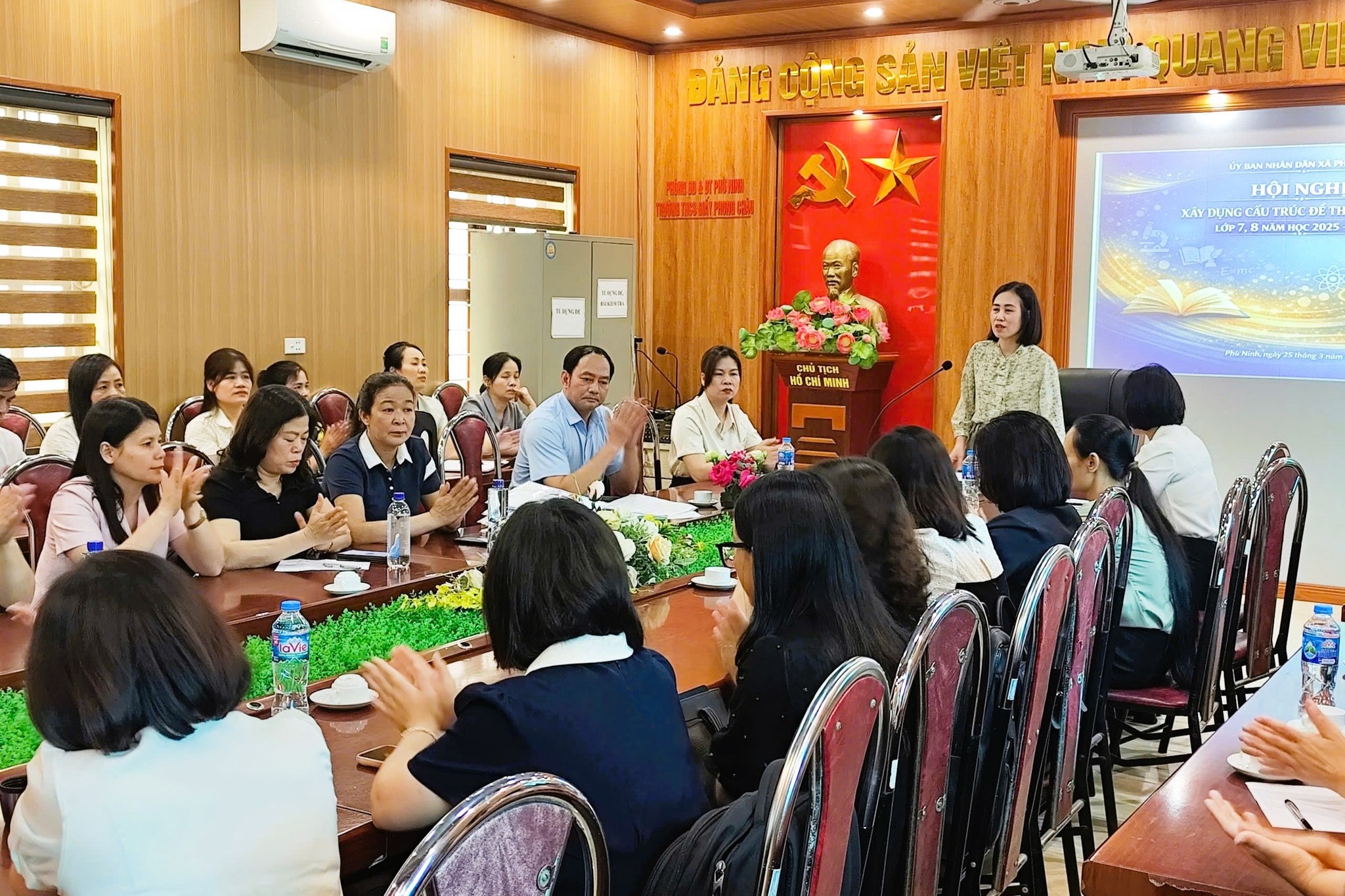 Hội nghị xây dựng cấu trúc đề thi chọn học sinh giỏi (HSG) lớp 7, 8 cấp xã năm học 2025 - 2026