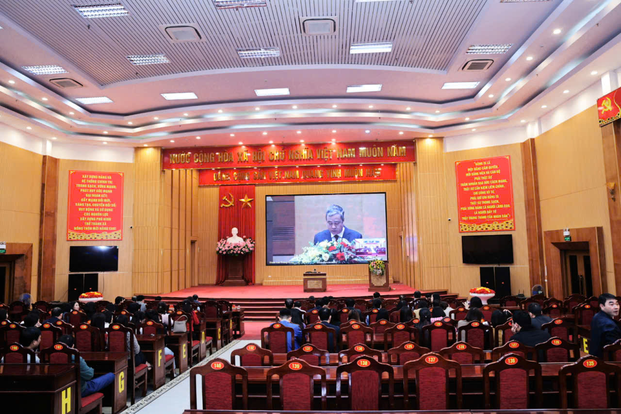 Xã Phù Ninh tham dự Hội nghị toàn quốc quán triệt và triển khai Nghị quyết Đại hội XIV của Đảng.