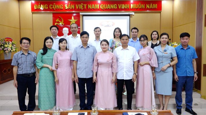 Lễ công bố Quyết định thành lập Chi bộ Đảng trong doanh nghiệp ngoài khu vực nhà nước 