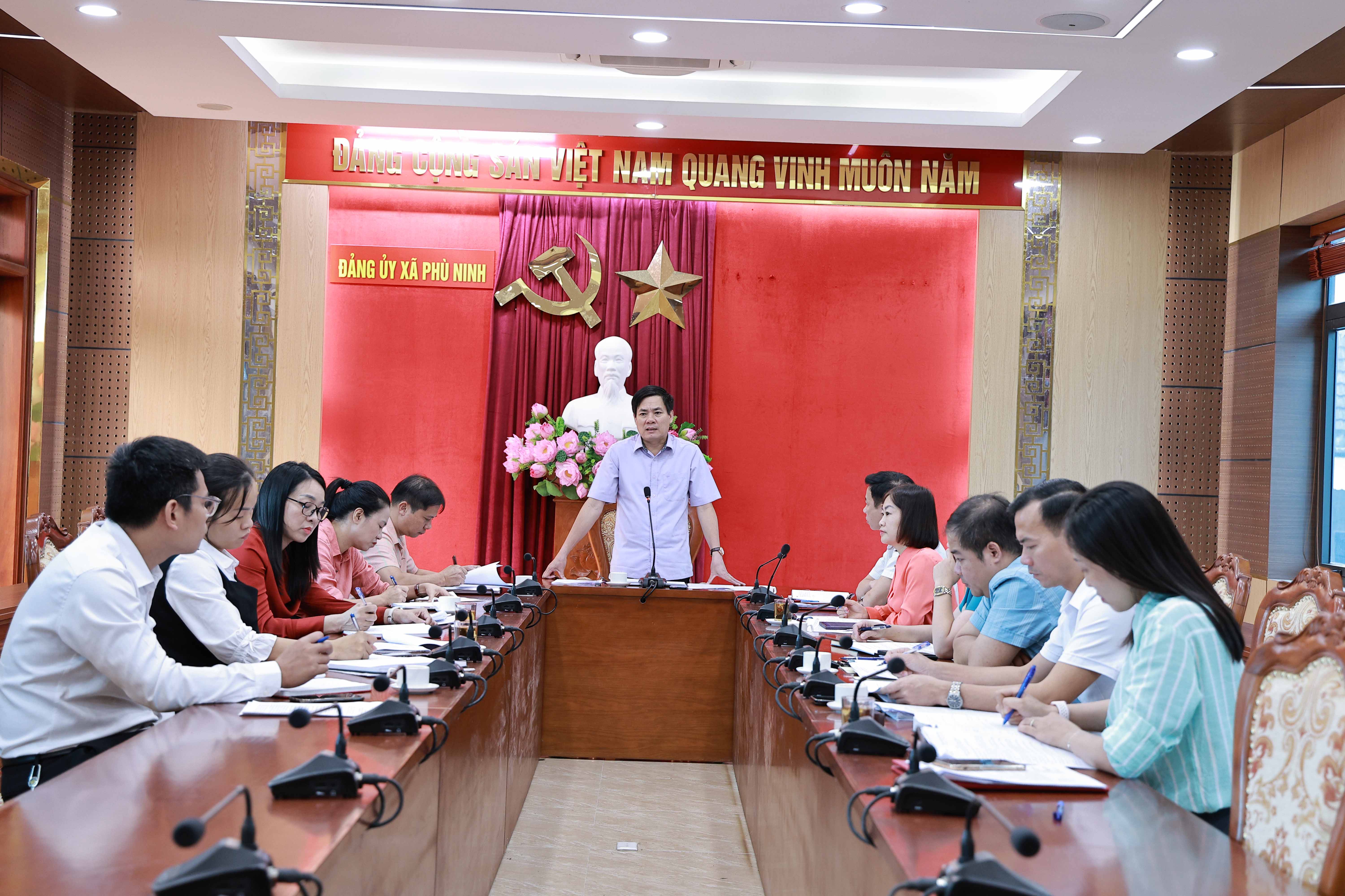 Đảng ủy xã Phù Ninh giao ban khối các cơ quan Đảng, Đoàn thể tháng 8