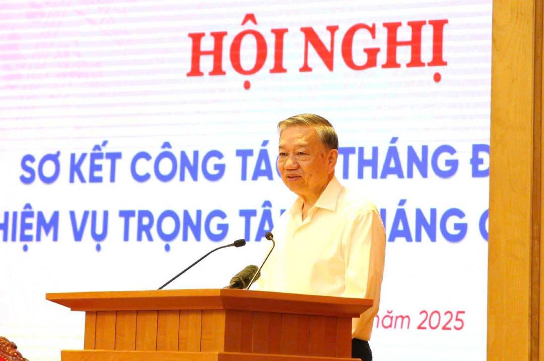 Xã Phù Ninh tham dự HNTT sơ kết công tác 6 tháng đầu năm và triển khai nhiệm vụ trong 6 tháng cuối năm 2025 của BCDDTWW về phát triển Khoa học, công nghệ, đổi mới sáng tạo và Chuyển đổi số