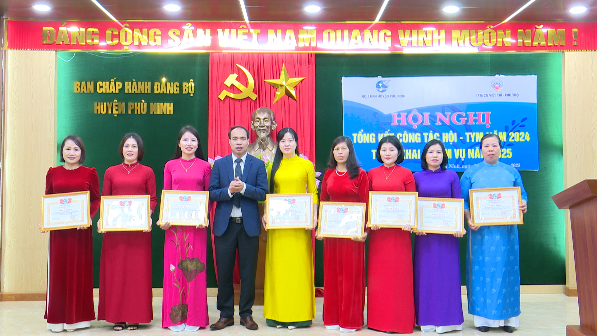 Hội Liên hiệp Phụ nữ huyện Phù Ninh tổng kết công tác năm 2024, triển khai nhiệm vụ năm 2025