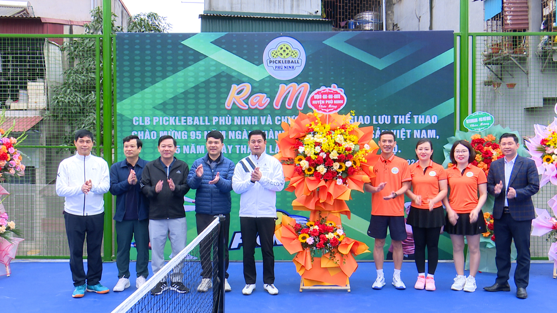 Ra mắt “Câu lạc bộ Pickleball Phù Ninh” và tổ chức Giao lưu thể thao Chào mừng kỷ niệm 95 năm Ngày thành lập Đảng Cộng sản Việt Nam