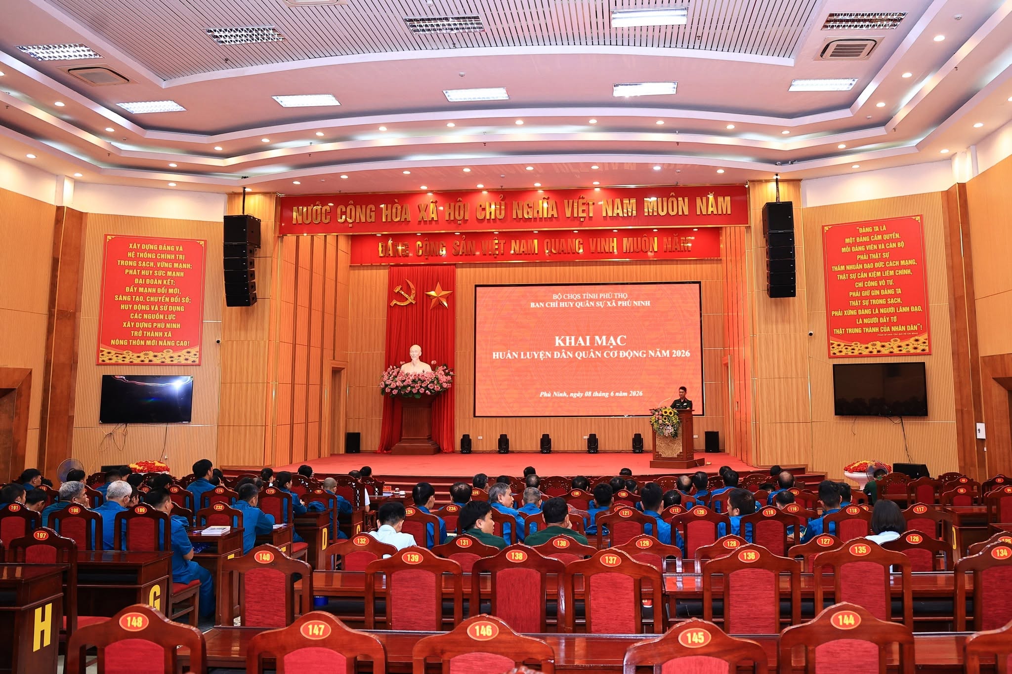 Xã Phù Ninh khai mạc huấn luyện Dân quân tự vệ năm 2026.